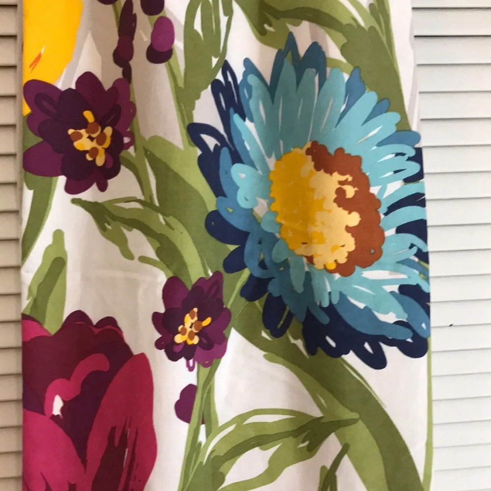 Floral Patterned Shower Curtain